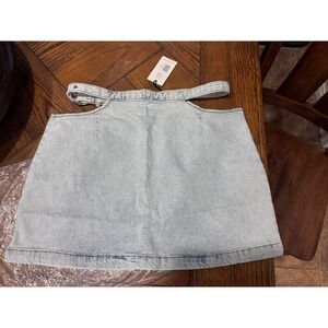 WeWoreWhat Cut Out Mini Skirt in Light Wash‎ Denim Size Large belted